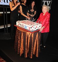Click image for larger version. 

Name:	BettyWhite89BDay.jpg 
Views:	17 
Size:	91.1 KB 
ID:	29812