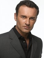 Click image for larger version. 

Name:	Julian-McMahon-nt13.jpg 
Views:	12 
Size:	36.5 KB 
ID:	10036
