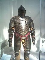 Click image for larger version. 

Name:	050823metHenry8Armor.jpg 
Views:	48 
Size:	27.3 KB 
ID:	1989